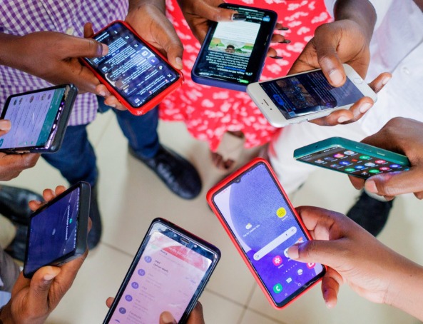 Dore Smartphone kubana yabaye icyago !!